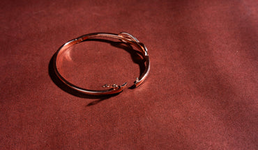 Twyst Bangle