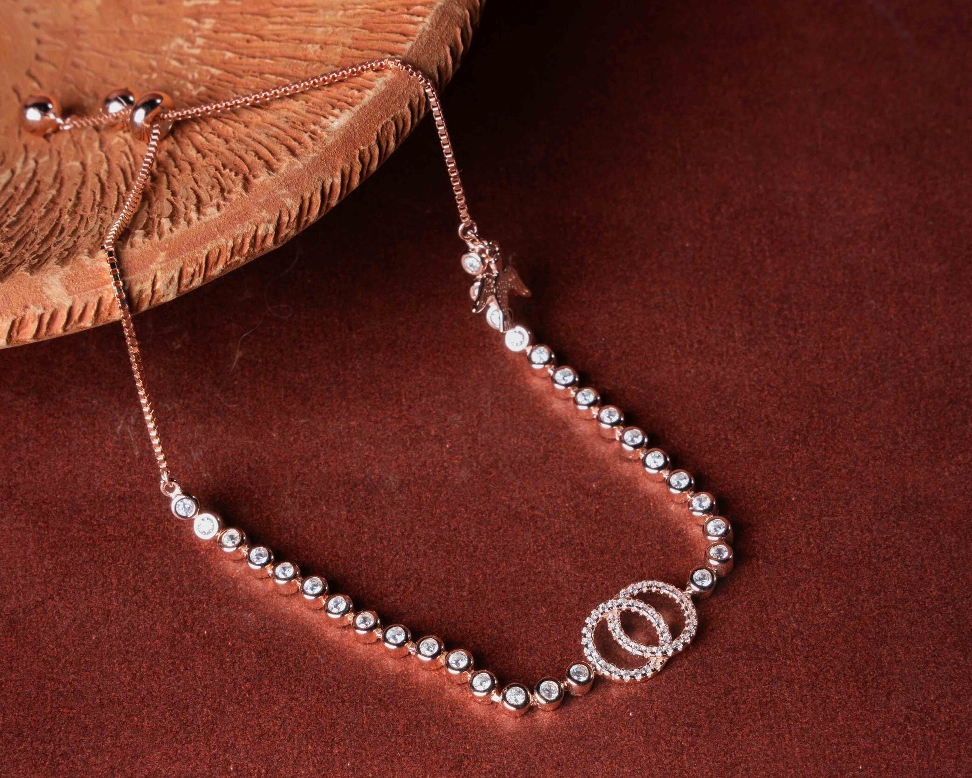 Zariya Loop Bracelet